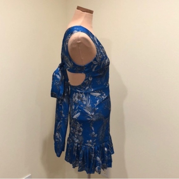 Alexis Casara Dress Size XL Blue Floral Open Back Bow Tie Mini - Picture 3 of 10